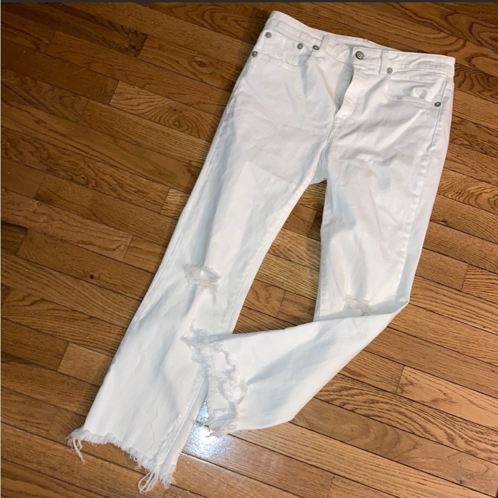 R13 Sz 30 KICK Distressed jeans in Garrett white Retailed for $425!